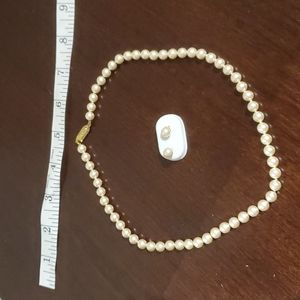 Classy jewelry. 7 pieces total